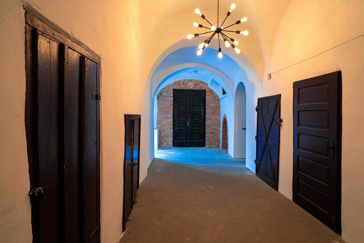 Apartamenty Dukla Buitenkant foto