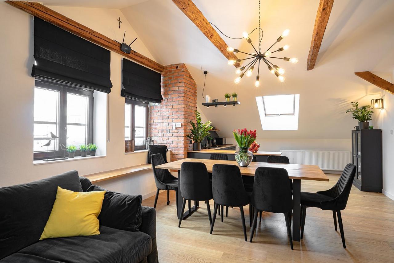 Apartamenty Dukla Buitenkant foto